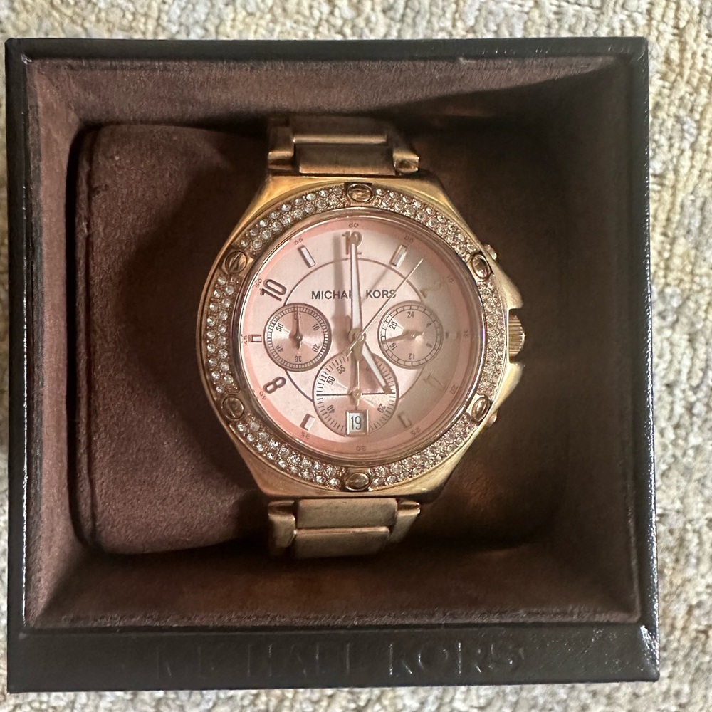 Michael Kors rose gold watch